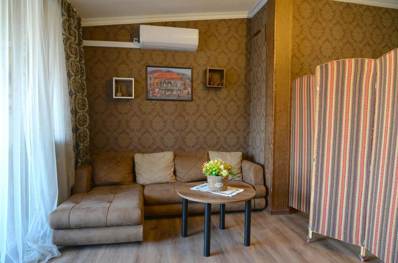 Natia'S Apartment On Dadiani St. 트빌리시 외부 사진